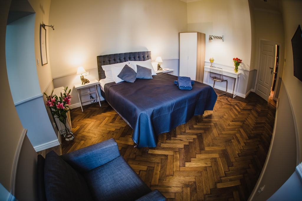 Angel House Aparthotel クラクフ エクステリア 写真