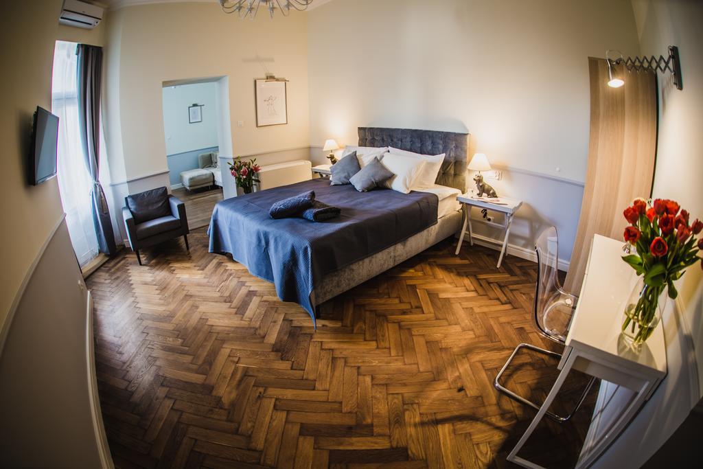 Angel House Aparthotel クラクフ エクステリア 写真