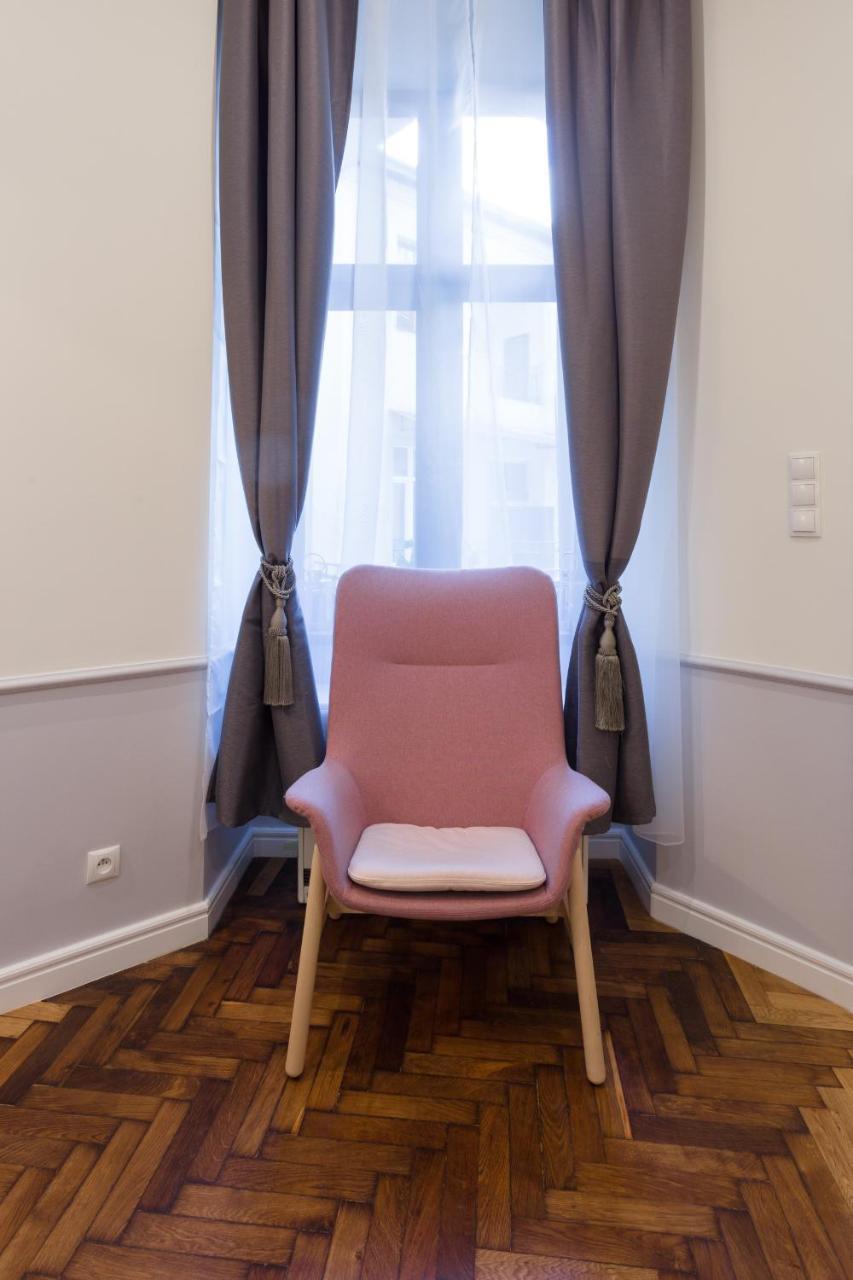 Angel House Aparthotel クラクフ エクステリア 写真